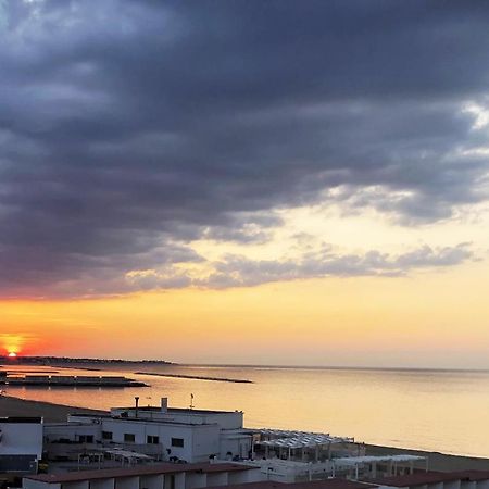 Stanza Con Vista Mare Apartamento Bari Exterior foto