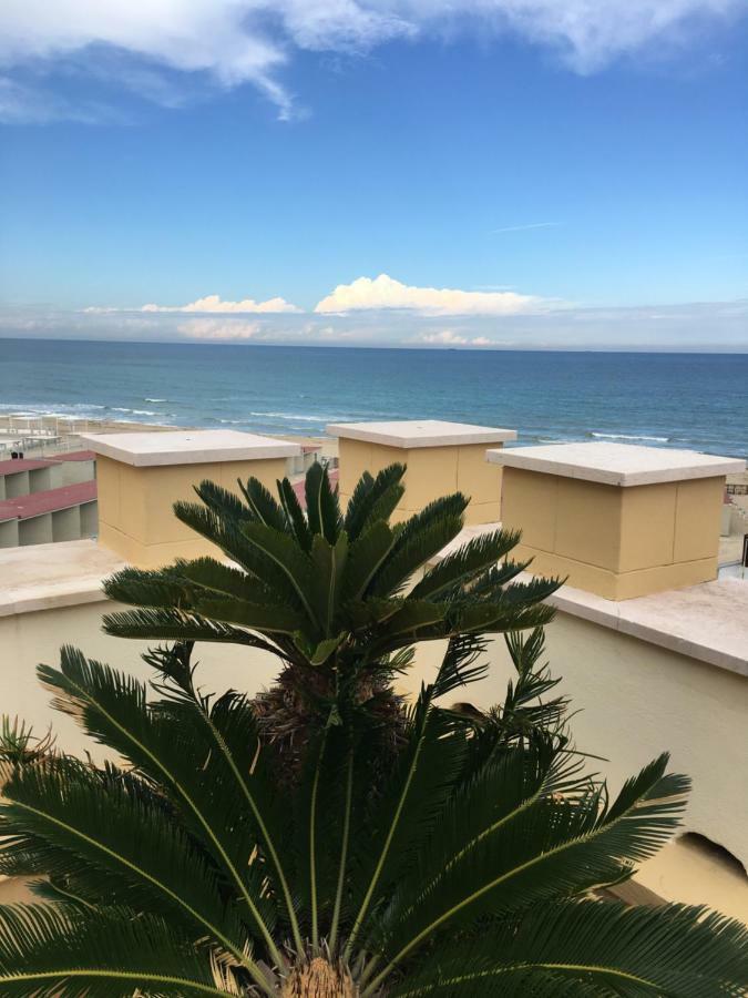 Stanza Con Vista Mare Apartamento Bari Exterior foto